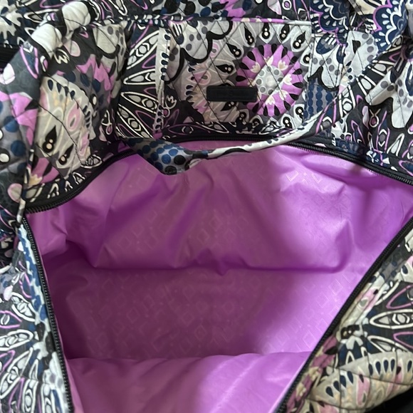 Vera Bradley large travel bag - Picture 2 of 5